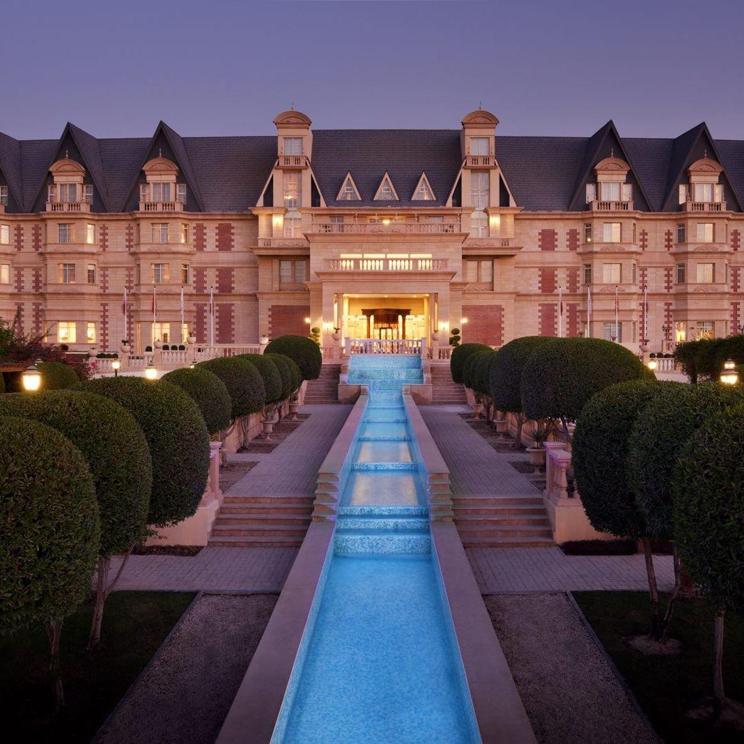 Al Aziziyah Boutique Hotel